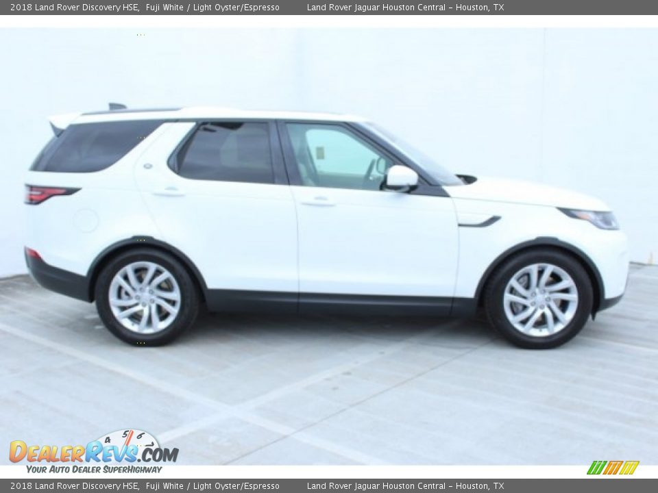 2018 Land Rover Discovery HSE Fuji White / Light Oyster/Espresso Photo #3