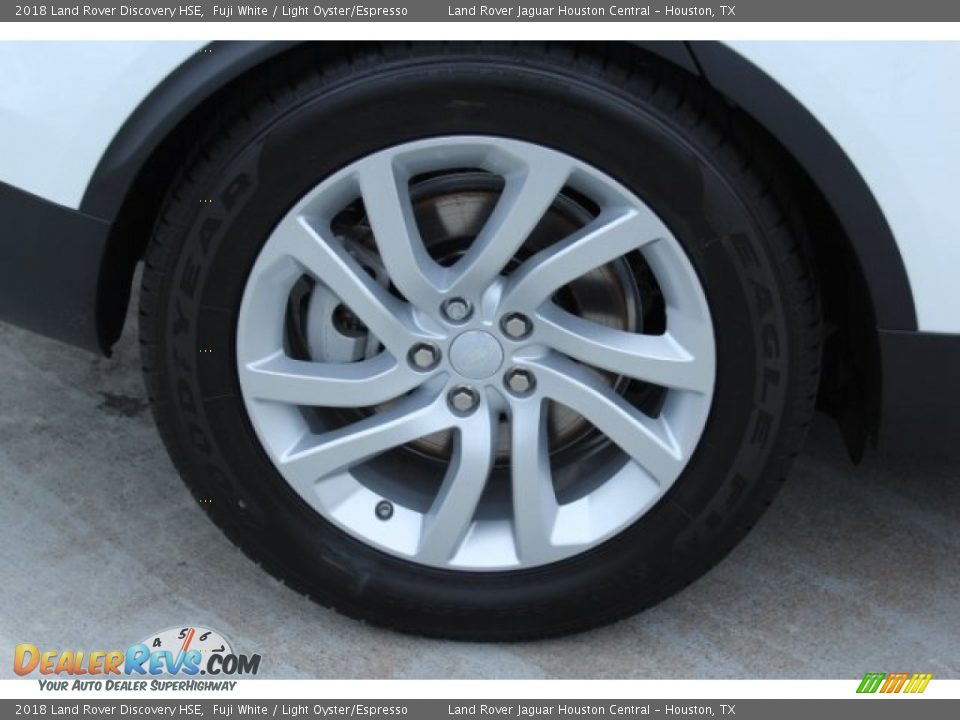 2018 Land Rover Discovery HSE Fuji White / Light Oyster/Espresso Photo #8