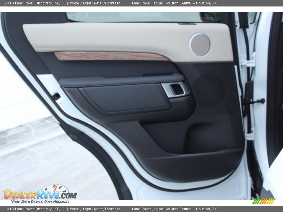 2018 Land Rover Discovery HSE Fuji White / Light Oyster/Espresso Photo #26