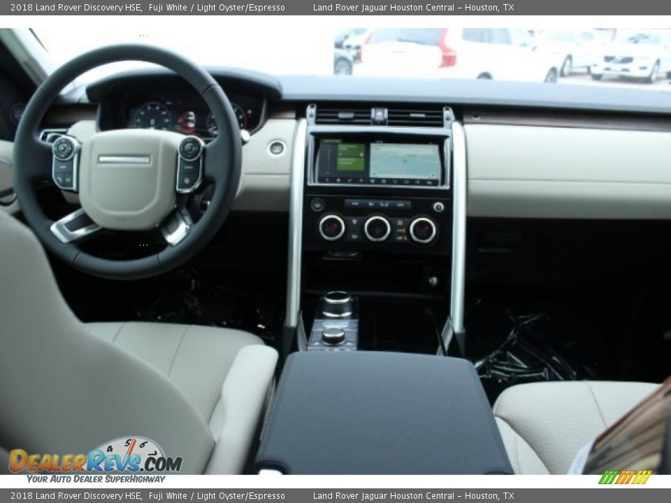 2018 Land Rover Discovery HSE Fuji White / Light Oyster/Espresso Photo #29