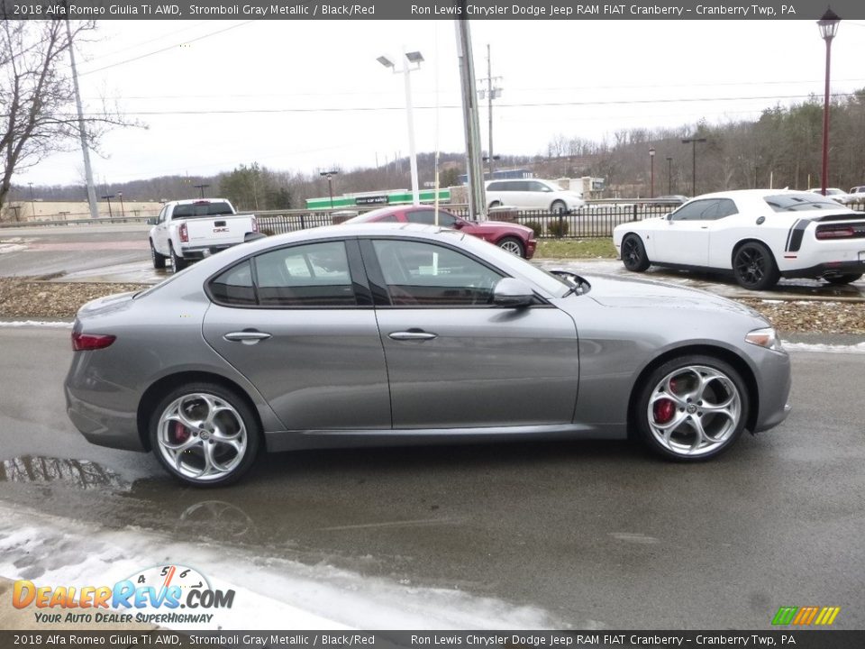 2018 Alfa Romeo Giulia Ti AWD Stromboli Gray Metallic / Black/Red Photo #9