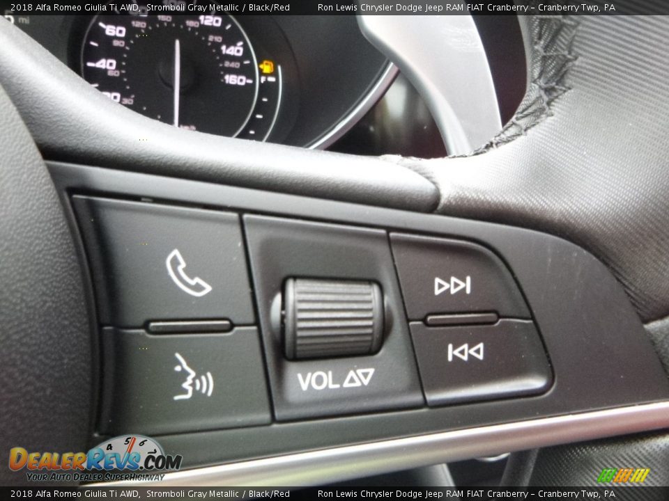 2018 Alfa Romeo Giulia Ti AWD Stromboli Gray Metallic / Black/Red Photo #26