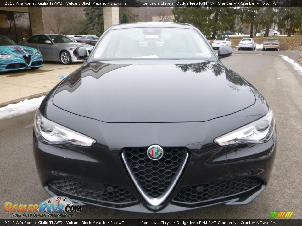 2018 Alfa Romeo Giulia Ti AWD Vulcano Black Metallic / Black/Tan Photo #11