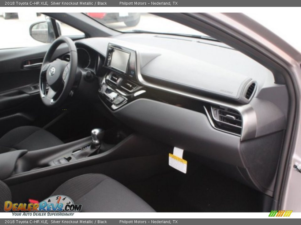 2018 Toyota C-HR XLE Silver Knockout Metallic / Black Photo #31