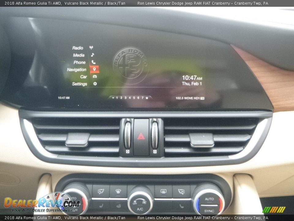 2018 Alfa Romeo Giulia Ti AWD Vulcano Black Metallic / Black/Tan Photo #29