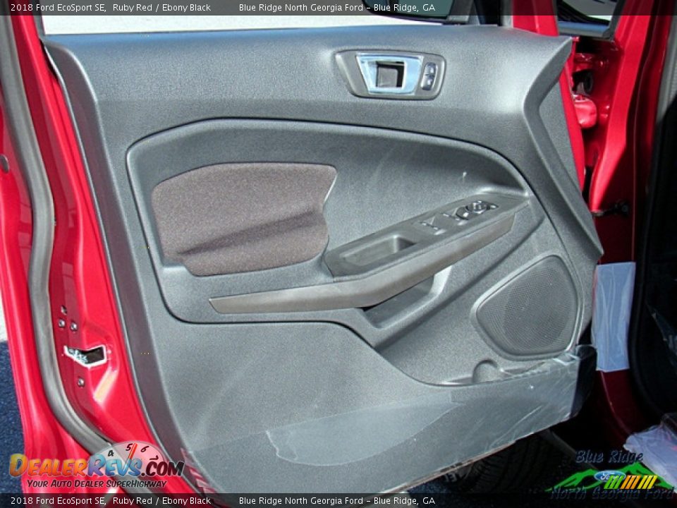 2018 Ford EcoSport SE Ruby Red / Ebony Black Photo #28