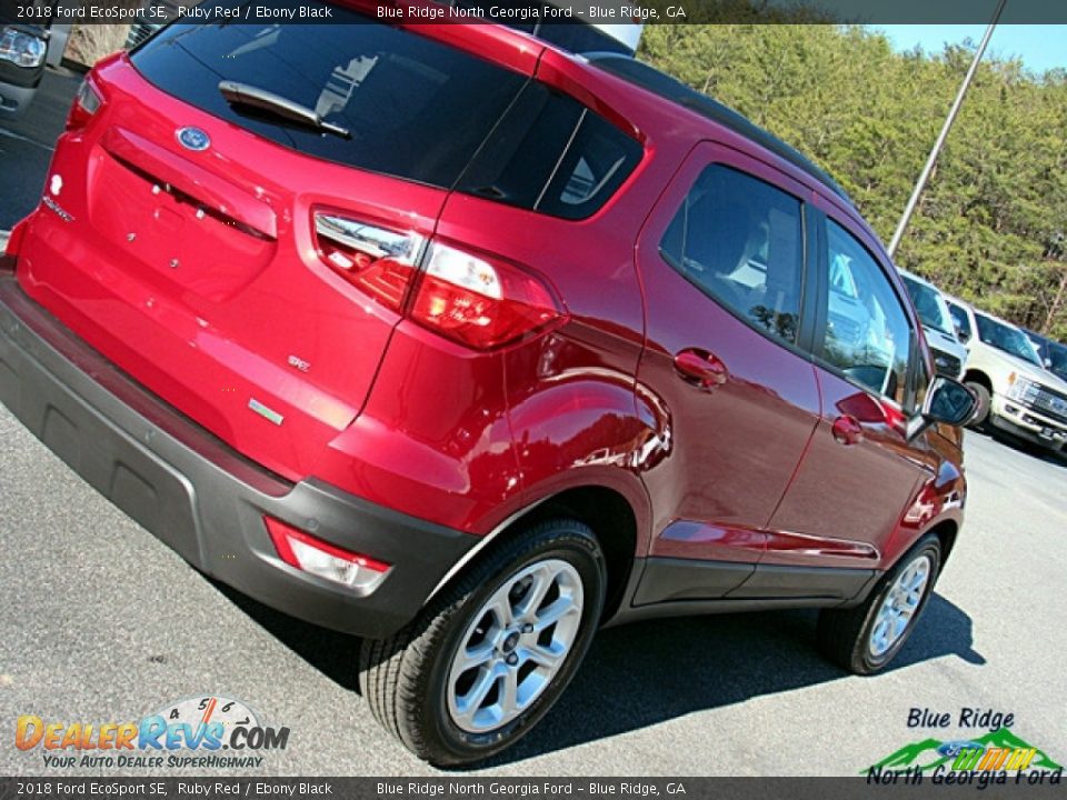 2018 Ford EcoSport SE Ruby Red / Ebony Black Photo #33