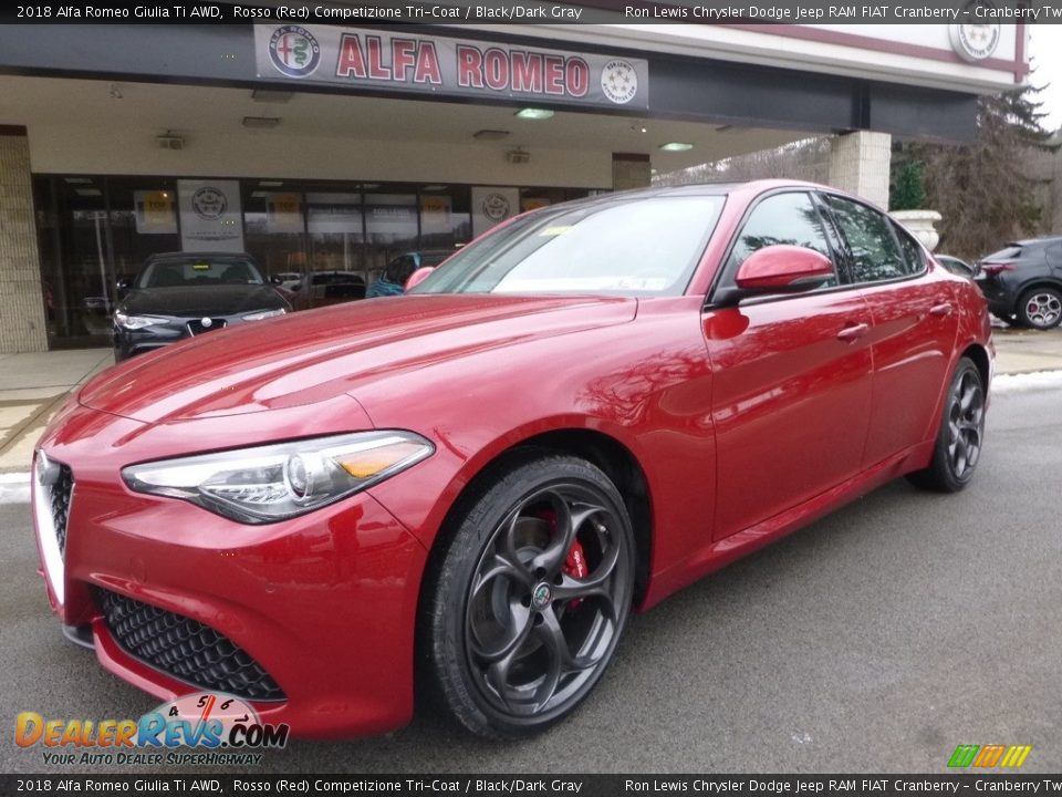 2018 Alfa Romeo Giulia Ti AWD Rosso (Red) Competizione Tri-Coat / Black/Dark Gray Photo #2