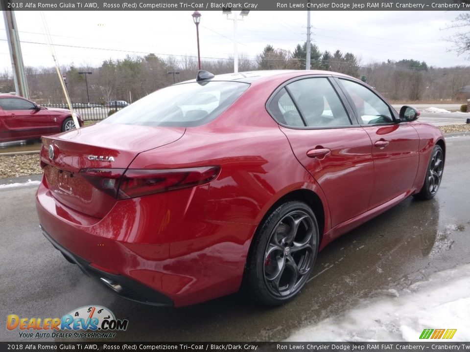 2018 Alfa Romeo Giulia Ti AWD Rosso (Red) Competizione Tri-Coat / Black/Dark Gray Photo #8