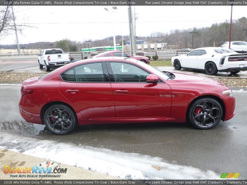 2018 Alfa Romeo Giulia Ti AWD Rosso (Red) Competizione Tri-Coat / Black/Dark Gray Photo #9