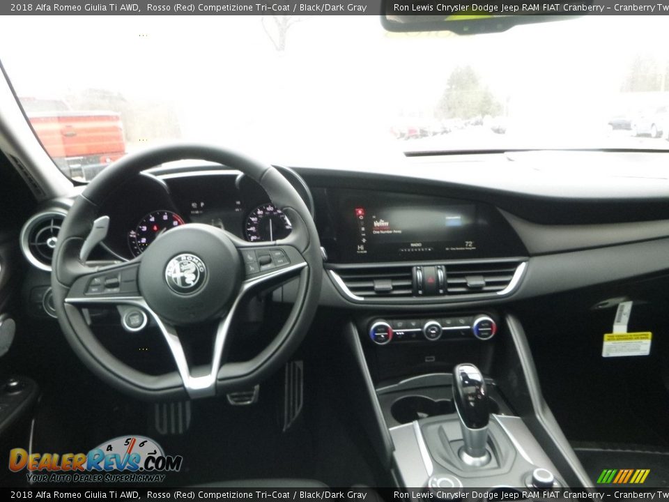 2018 Alfa Romeo Giulia Ti AWD Rosso (Red) Competizione Tri-Coat / Black/Dark Gray Photo #18