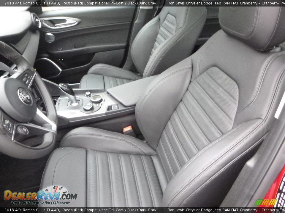 2018 Alfa Romeo Giulia Ti AWD Rosso (Red) Competizione Tri-Coat / Black/Dark Gray Photo #20