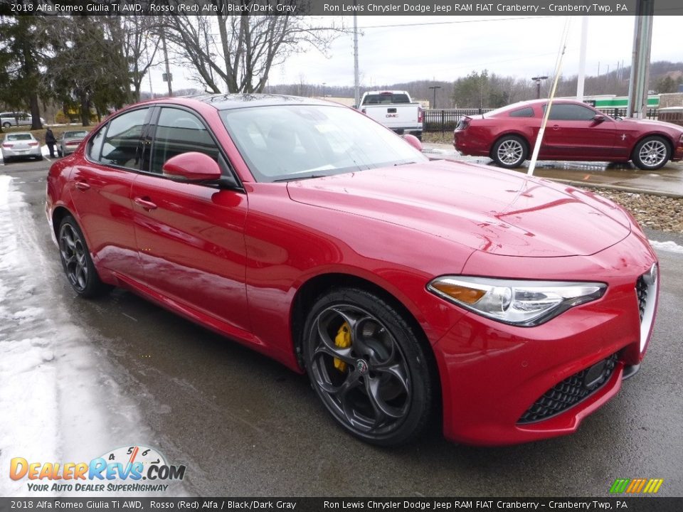 2018 Alfa Romeo Giulia Ti AWD Rosso (Red) Alfa / Black/Dark Gray Photo #10