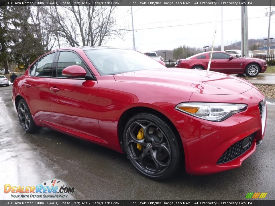2018 Alfa Romeo Giulia Ti AWD Rosso (Red) Alfa / Black/Dark Gray Photo #11