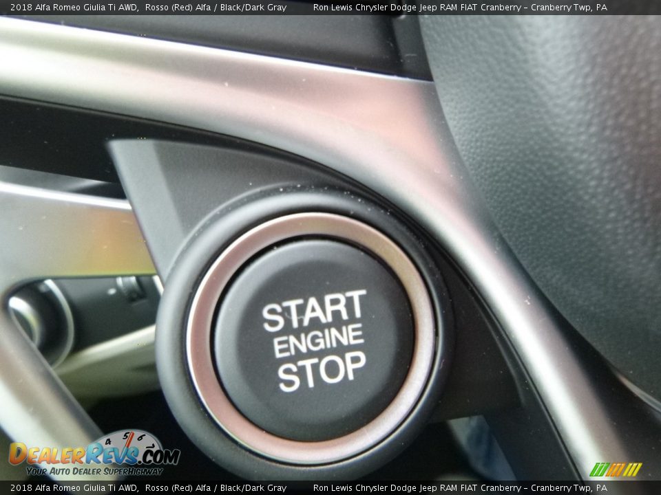 2018 Alfa Romeo Giulia Ti AWD Rosso (Red) Alfa / Black/Dark Gray Photo #27
