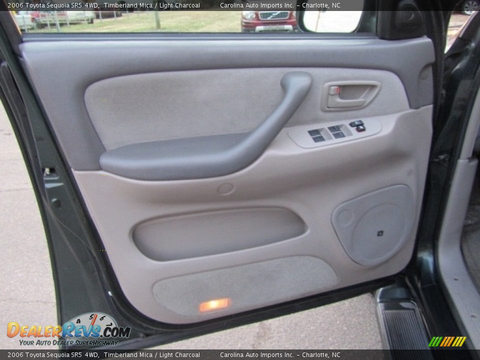 2006 Toyota Sequoia SR5 4WD Timberland Mica / Light Charcoal Photo #16
