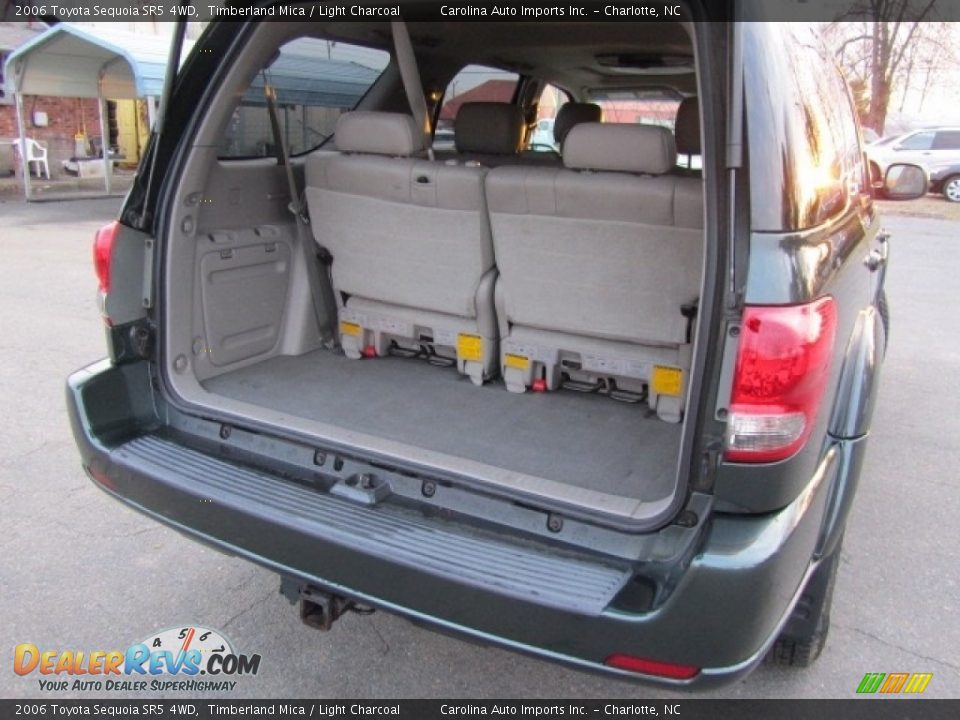 2006 Toyota Sequoia SR5 4WD Timberland Mica / Light Charcoal Photo #20