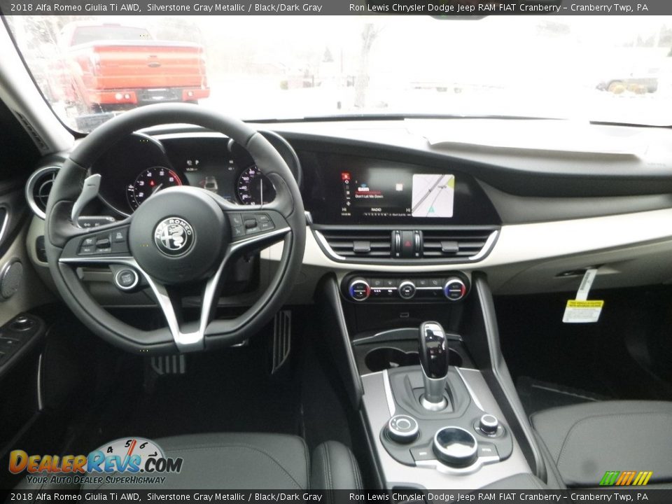 2018 Alfa Romeo Giulia Ti AWD Silverstone Gray Metallic / Black/Dark Gray Photo #18