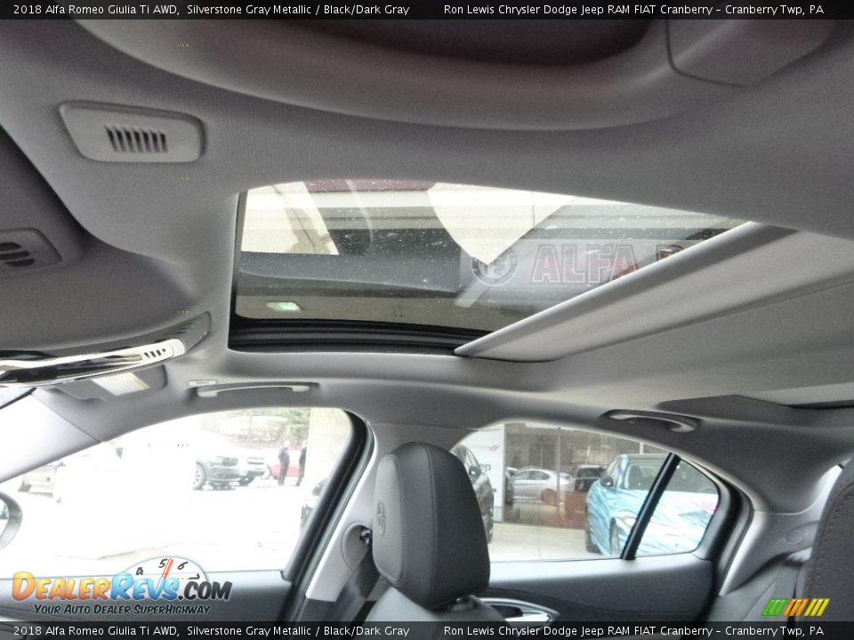 2018 Alfa Romeo Giulia Ti AWD Silverstone Gray Metallic / Black/Dark Gray Photo #22