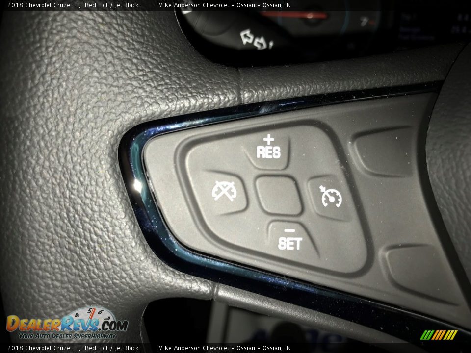 2018 Chevrolet Cruze LT Red Hot / Jet Black Photo #20