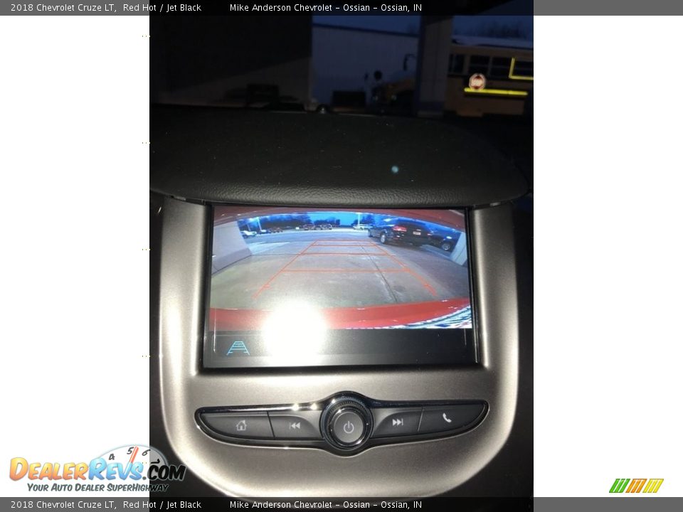 2018 Chevrolet Cruze LT Red Hot / Jet Black Photo #23