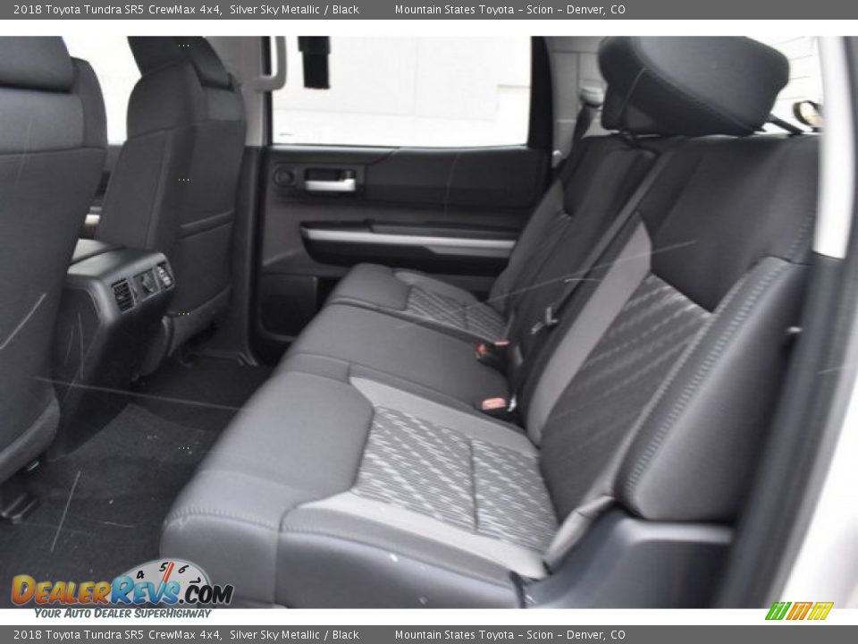 2018 Toyota Tundra SR5 CrewMax 4x4 Silver Sky Metallic / Black Photo #14