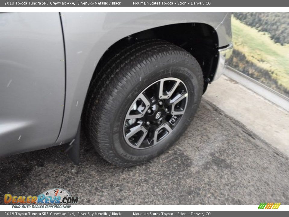 2018 Toyota Tundra SR5 CrewMax 4x4 Silver Sky Metallic / Black Photo #35