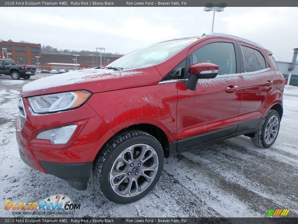 Front 3/4 View of 2018 Ford EcoSport Titanium 4WD Photo #8