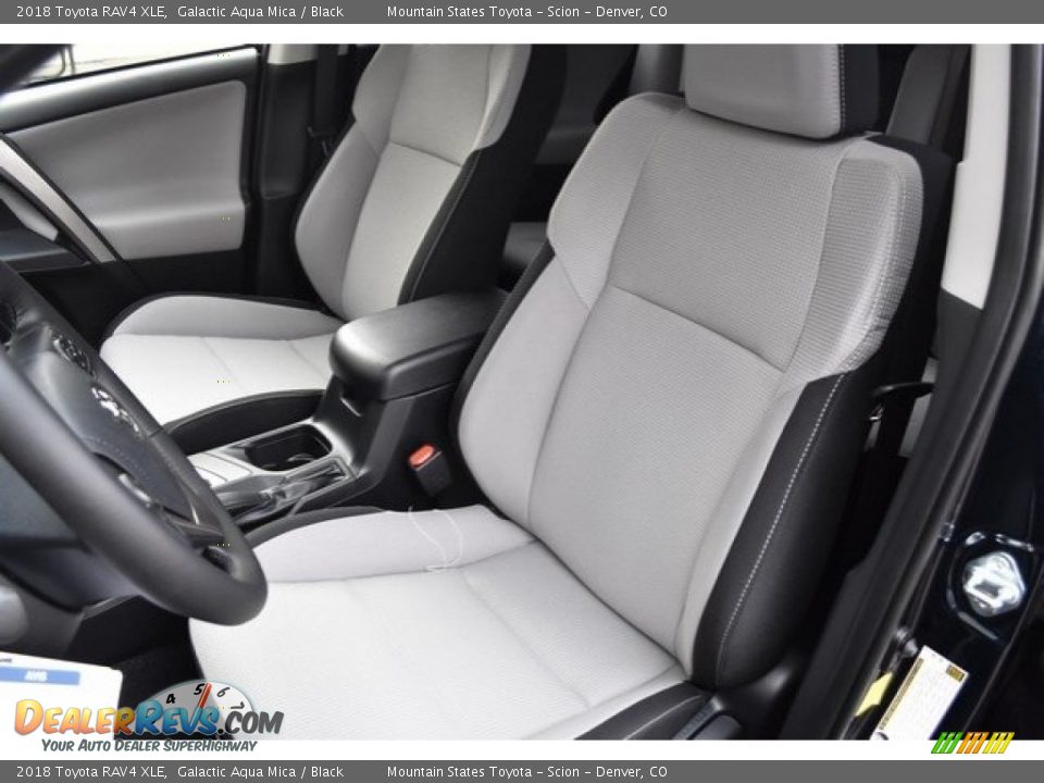 2018 Toyota RAV4 XLE Galactic Aqua Mica / Black Photo #7