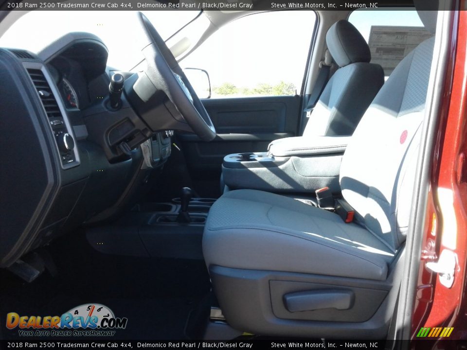 2018 Ram 2500 Tradesman Crew Cab 4x4 Delmonico Red Pearl / Black/Diesel Gray Photo #10