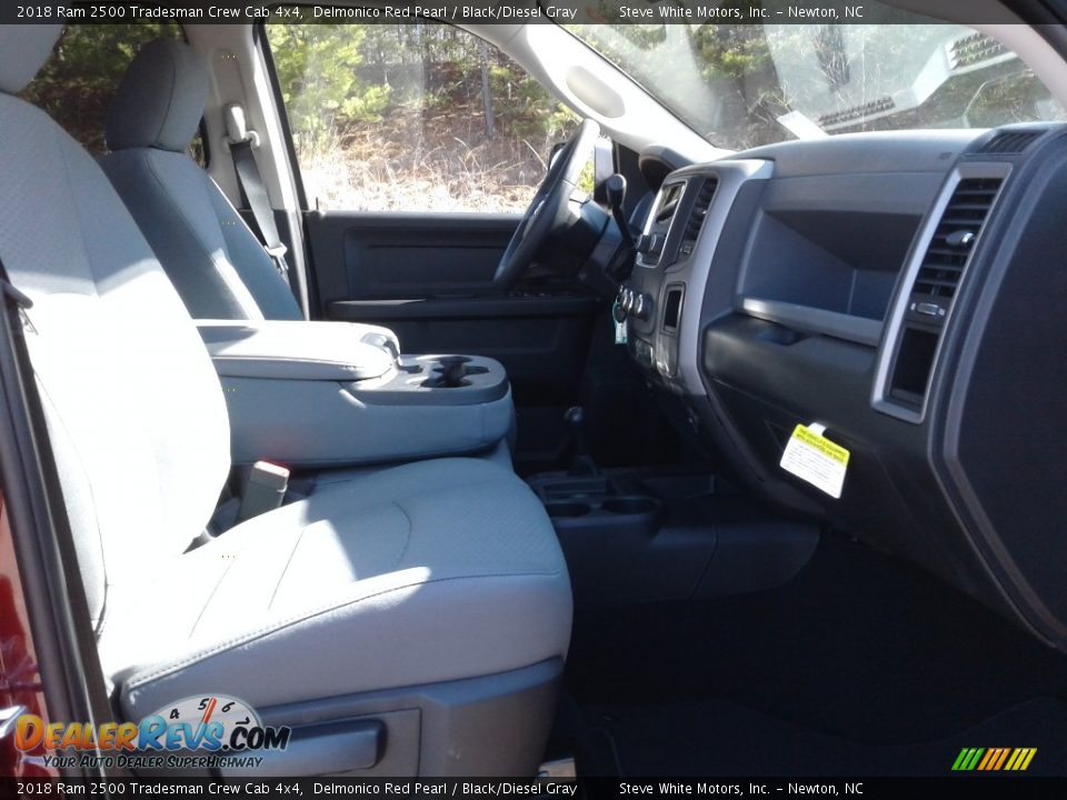 2018 Ram 2500 Tradesman Crew Cab 4x4 Delmonico Red Pearl / Black/Diesel Gray Photo #16