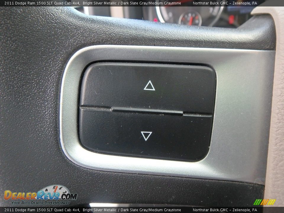 2011 Dodge Ram 1500 SLT Quad Cab 4x4 Bright Silver Metallic / Dark Slate Gray/Medium Graystone Photo #22