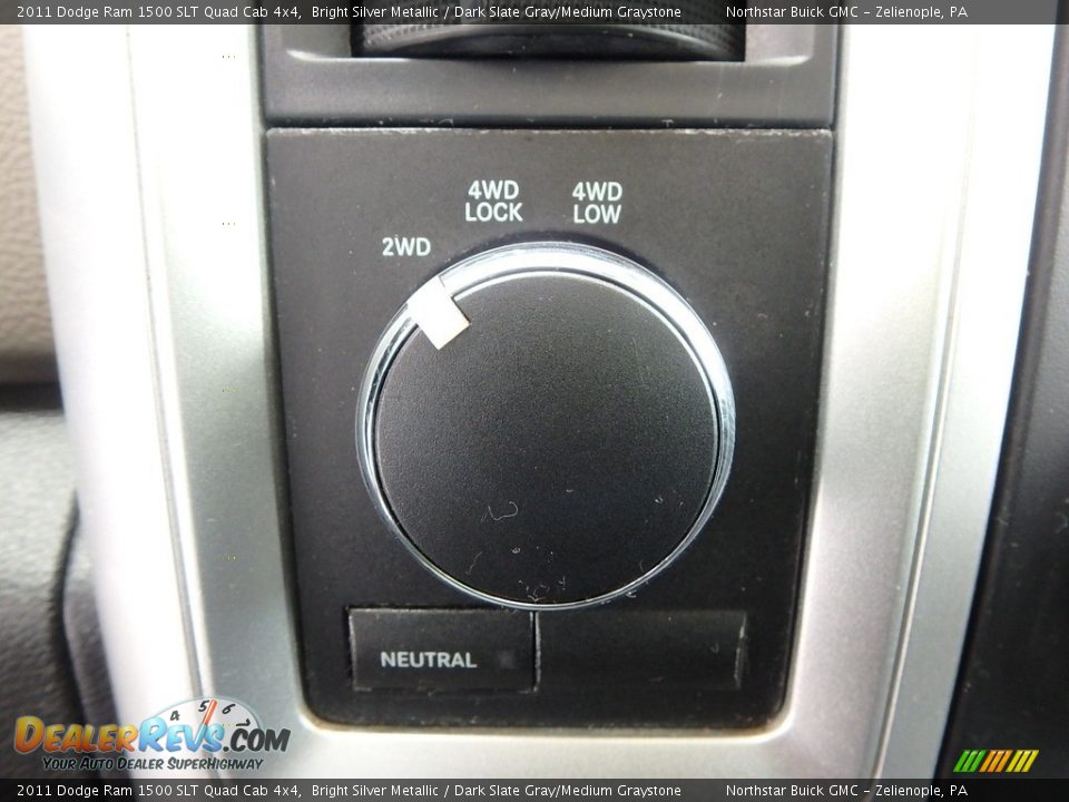 2011 Dodge Ram 1500 SLT Quad Cab 4x4 Bright Silver Metallic / Dark Slate Gray/Medium Graystone Photo #24