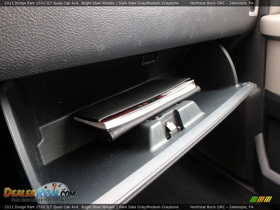 2011 Dodge Ram 1500 SLT Quad Cab 4x4 Bright Silver Metallic / Dark Slate Gray/Medium Graystone Photo #28