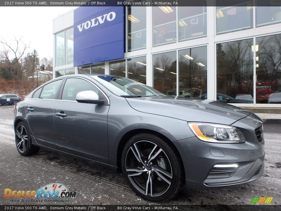 Front 3/4 View of 2017 Volvo S60 T6 AWD Photo #1