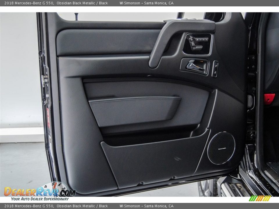 Door Panel of 2018 Mercedes-Benz G 550 Photo #25