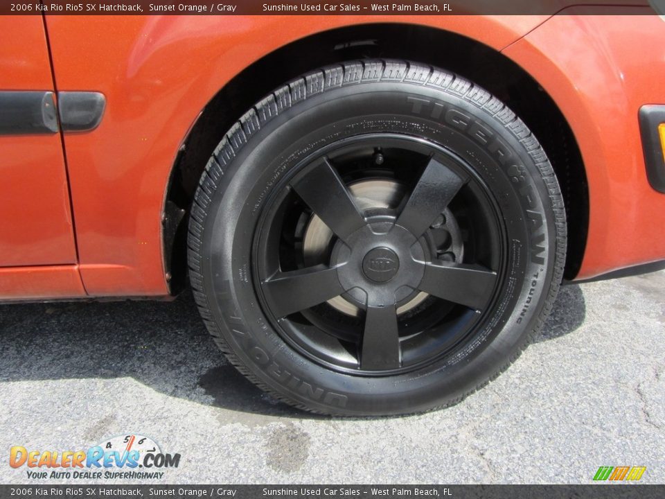 2006 Kia Rio Rio5 SX Hatchback Sunset Orange / Gray Photo #19