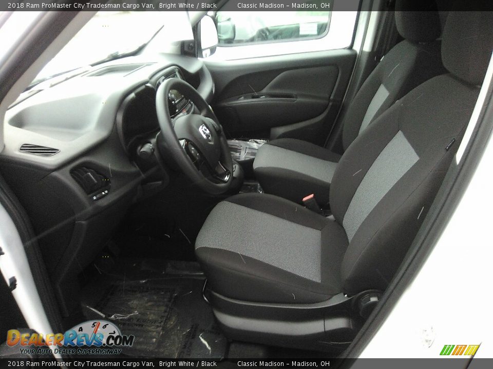 2018 Ram ProMaster City Tradesman Cargo Van Bright White / Black Photo #5