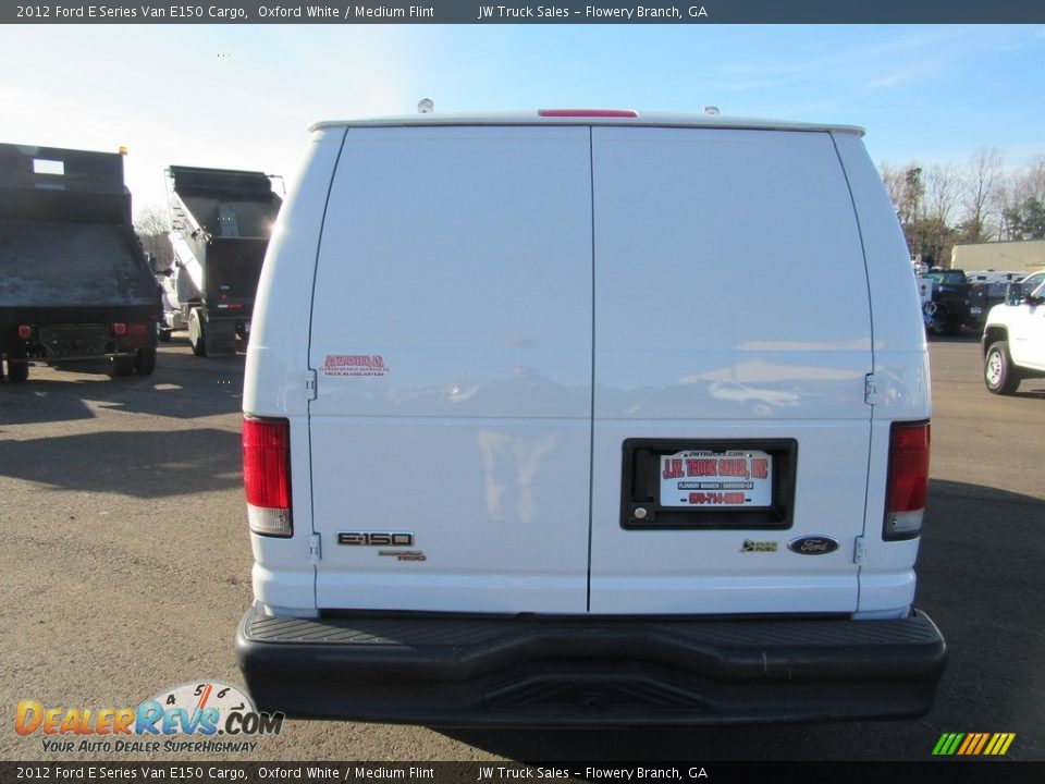 2012 Ford E Series Van E150 Cargo Oxford White / Medium Flint Photo #4