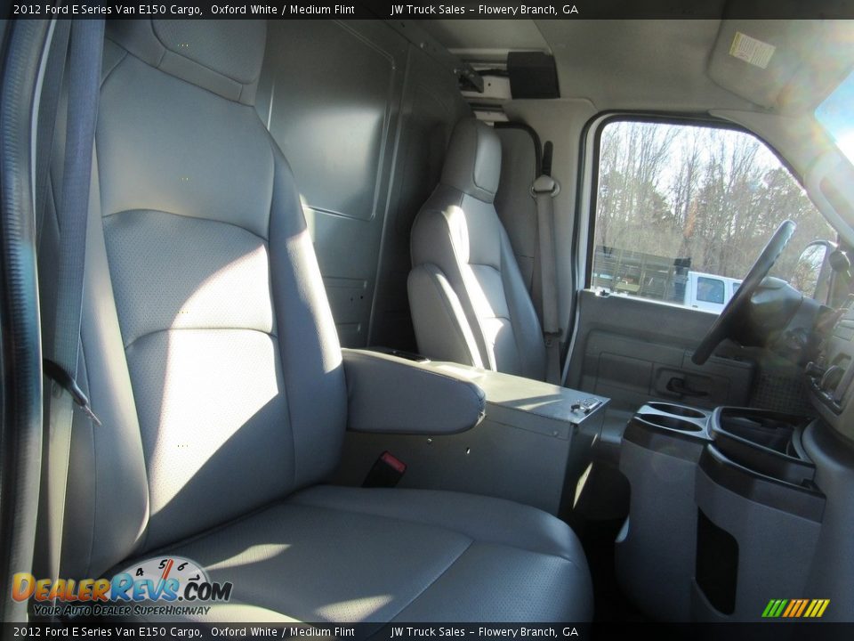 2012 Ford E Series Van E150 Cargo Oxford White / Medium Flint Photo #19