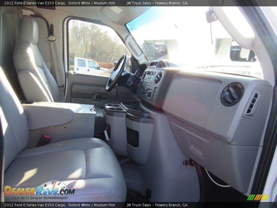 2012 Ford E Series Van E150 Cargo Oxford White / Medium Flint Photo #20