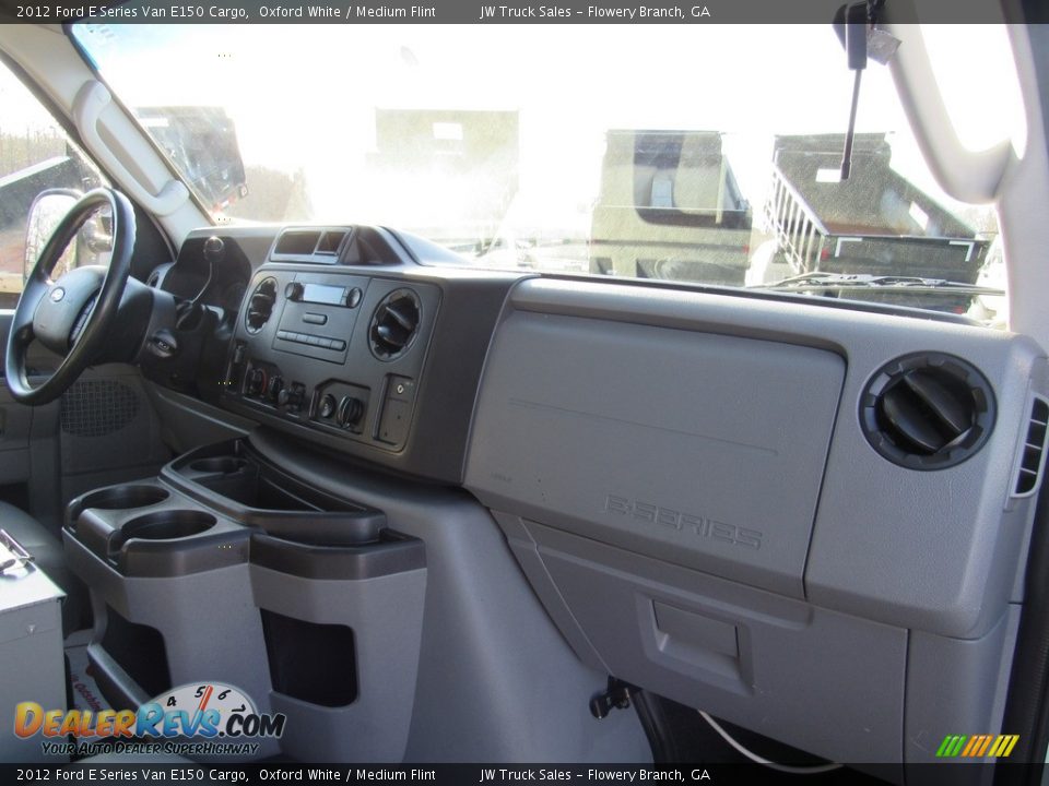 2012 Ford E Series Van E150 Cargo Oxford White / Medium Flint Photo #21