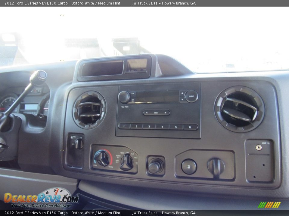 2012 Ford E Series Van E150 Cargo Oxford White / Medium Flint Photo #22