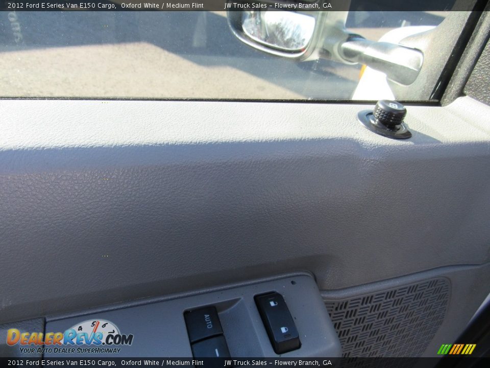 2012 Ford E Series Van E150 Cargo Oxford White / Medium Flint Photo #29