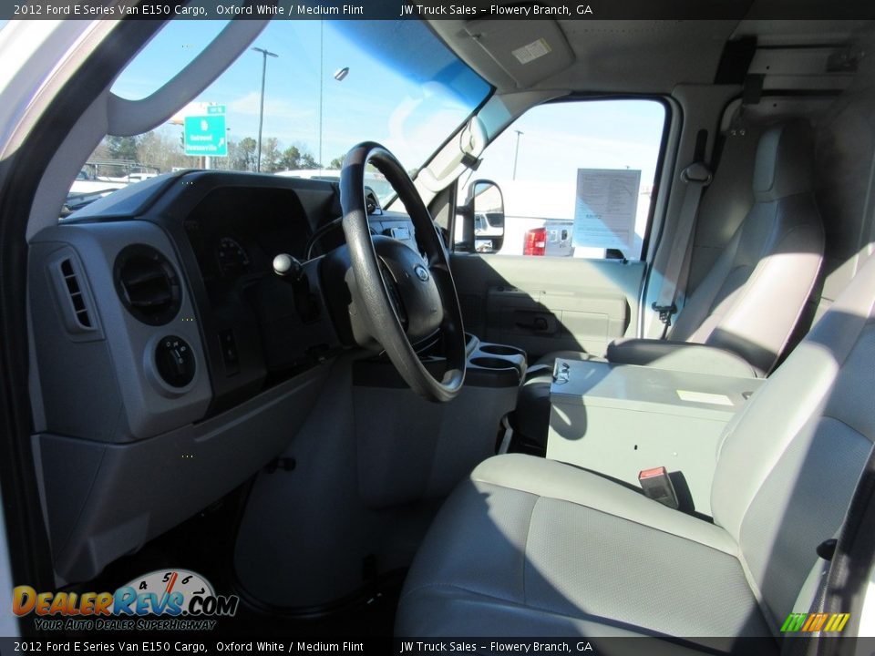 2012 Ford E Series Van E150 Cargo Oxford White / Medium Flint Photo #31