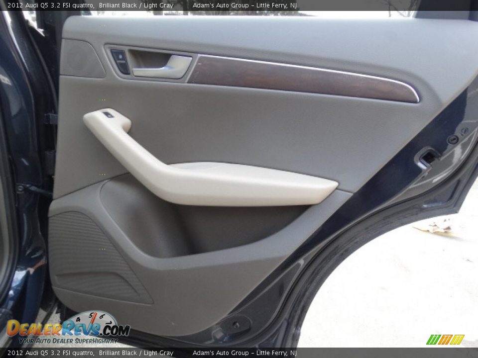 2012 Audi Q5 3.2 FSI quattro Brilliant Black / Light Gray Photo #14