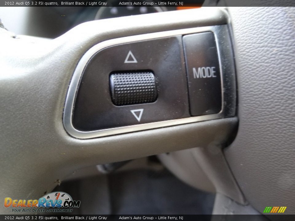 2012 Audi Q5 3.2 FSI quattro Brilliant Black / Light Gray Photo #20