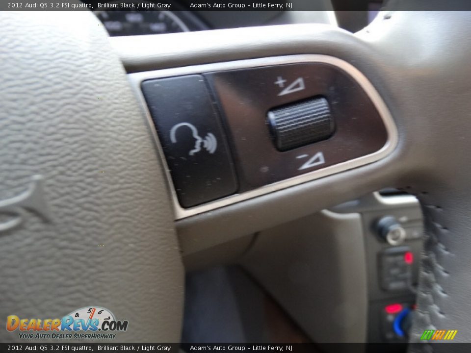 2012 Audi Q5 3.2 FSI quattro Brilliant Black / Light Gray Photo #22