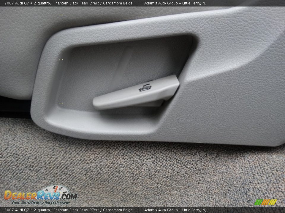 2007 Audi Q7 4.2 quattro Phantom Black Pearl Effect / Cardamom Beige Photo #34