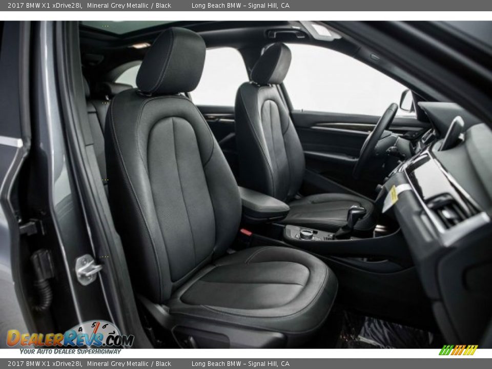2017 BMW X1 xDrive28i Mineral Grey Metallic / Black Photo #7